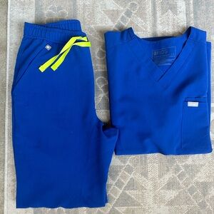 Fig’s Scrub Set in Galaxy Blue